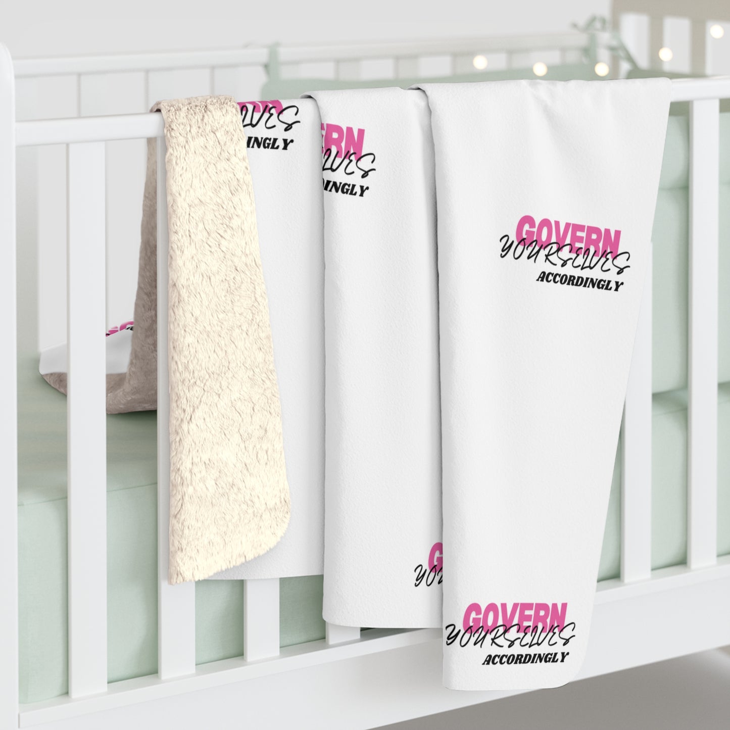 Cozy Fleece Blanket - Perfect for Cuddling!